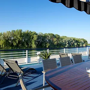 Hotel Bateau A Quai Le Chardonnay, Aviñón