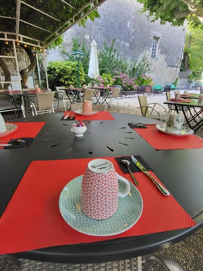 Logis Hotel La Ferme Avignon