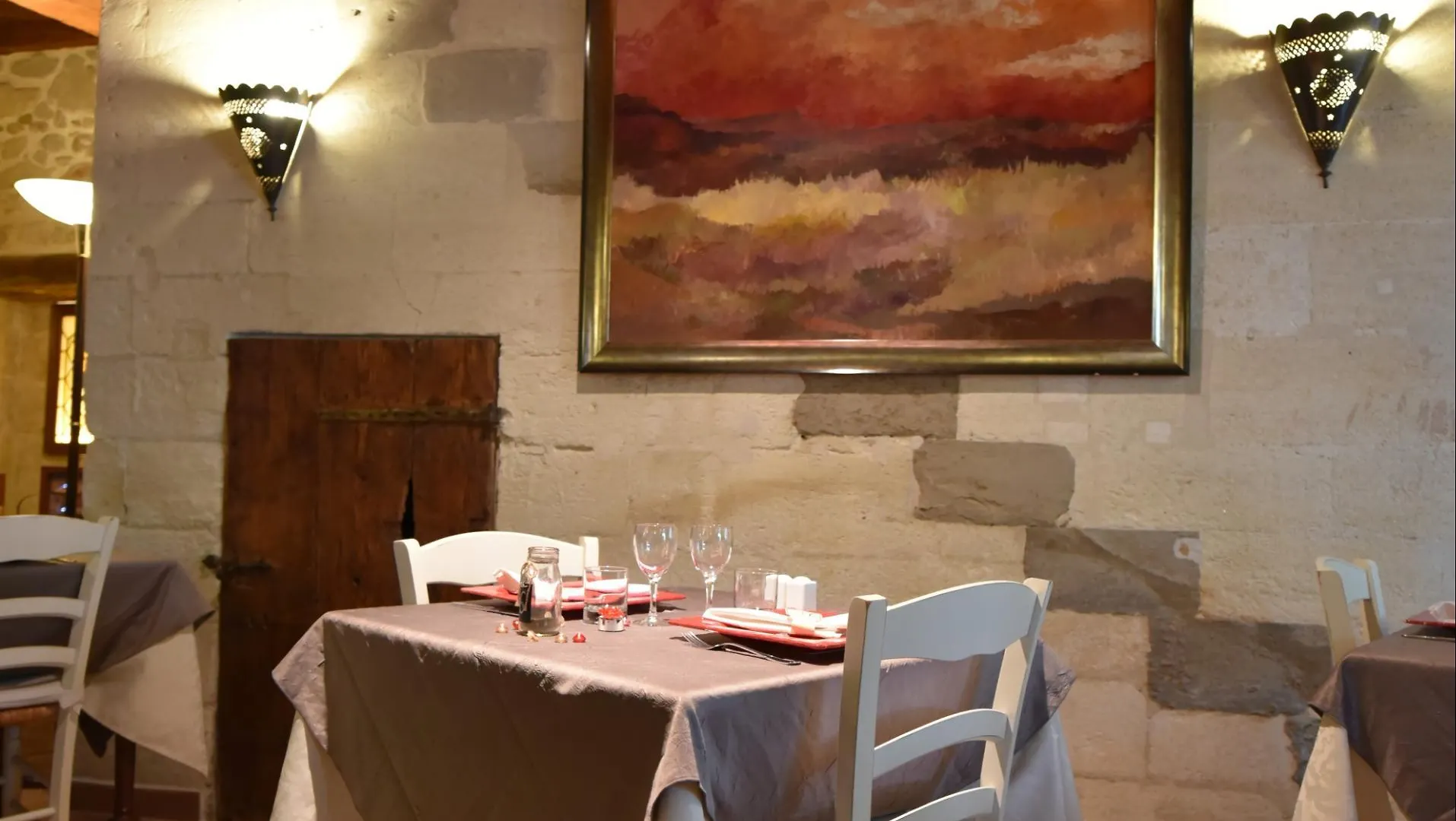 Logis Hotel La Ferme Aviñón